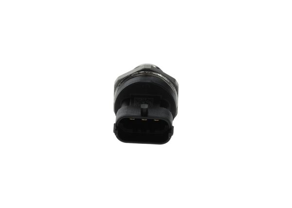 Senzor presiune combustibil -> ALFA ROMEO GIULIA (952_) 2.2 D (952AGA250, 952AGM250, 952ASM2, 952ASA2) diesel 136 cai -> BOSCH 0 281 002 982