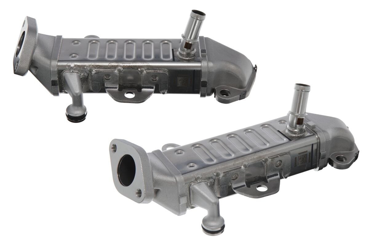 Radiator recirculare gaze de esapament -> ALFA ROMEO GIULIA (952_) 2.0 Q4 (952ACA45, 952ACA25) benzina 280 cai -> VALEO 822011