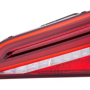 Lampa spate AUDI A3 Sportback (8VA, 8VF) 1.4 TFSI e-tron benzina/elector 204 cai HELLA 2SV 012 837-141