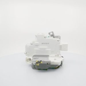 Incuietoare usa AUDI A3 Sportback (8PA) 3.2 V6 quattro benzina 250 cai BUGIAD BDL15015