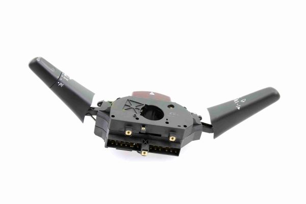 Incuietoare usa AUDI A4 B7 (8EC) 2.0 TDI quattro diesel 170 cai VEMO V10-85-0071