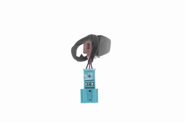 Incuietoare haion AUDI A3 (8V1, 8VK) 1.4 TSI benzina 150 cai VEMO V10-85-0008