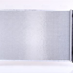 Radiator racire motor -> CHEVROLET AVEO limuzina (T300) 1.6 benzina 116 cai -> NISSENS 61715