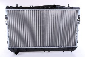 Radiator racire motor CHEVROLET LACETTI combi (J200) 1.8 benzina 121 cai NISSENS 61633