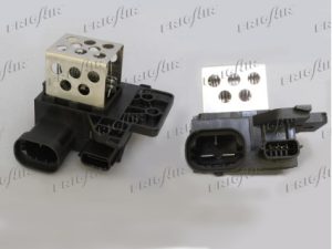 Rezistor ventilator habitaclu DACIA DUSTER (HM_) 1.0 TCe 100 (HMMT) benzina 101 cai FRIGAIR 35.10138