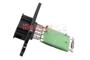 Rezistor ventilator habitaclu DACIA SANDERO II 1.5 dCi 75 / Blue dCi 75 (B8JW, B8M4, B8AH, B8M7, B8M6) diesel 75 cai METZGER 0917383
