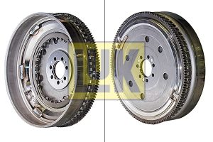Volanta DACIA DUSTER (HM_) 1.5 dCi 110 (HMAB) diesel 109 cai LUK 415 0573 09