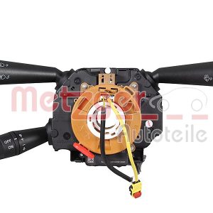 Comutator coloana directie FIAT DOBLO Cargo (263_) 1.3 D Multijet (263WXU1A, 263ZXU1A, 263WYB1A, 263ZYB1A) diesel 95 cai METZGER 0916894
