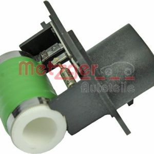 Rezistenta in serie motor electric (ventilator radiator) FIAT 500 (312_) 0.9 (312AXG1A, 312.AXG11) benzina 86 cai METZGER 0917163