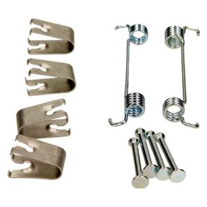 Set accesorii saboti frana parcare FIAT 500X (334_) 2.0 D Multijet 4x4 (334AXB22, 334AXD2B) diesel 136 cai MAXGEAR 27-0400