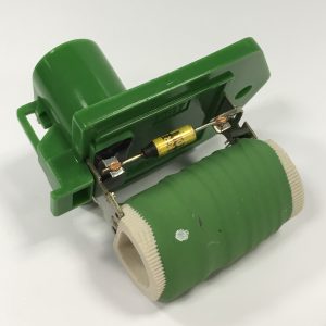 Rezistenta in serie motor electric (ventilator radiator) FIAT 500L (351_, 352_) 0.9 (199LYC1B) benzina 105 cai DENSO DRS09013