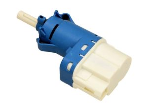 Comutator lumini frana FORD ECOSPORT 1.0 EcoBoost benzina 125 cai MAXGEAR 50-0186