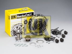 Kit ambreiaj FORD ECOSPORT 1.5 Ti benzina 112 cai LUK 602 0008 00