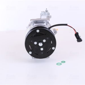 Compresor climatizare FORD ECOSPORT 1.0 EcoBoost benzina 140 cai NISSENS 890758