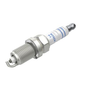 Bujie HONDA CIVIC VI Hatchback (EJ, EK) 1.4 i (EJ9) benzina 75 cai BOSCH 0 242 240 659