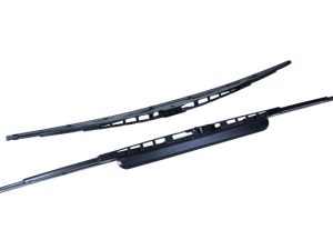 Lamela stergator HONDA CIVIC X limuzina (FC_) 1.0 iVTEC (FC9) benzina 126 cai MAXGEAR 39-0770