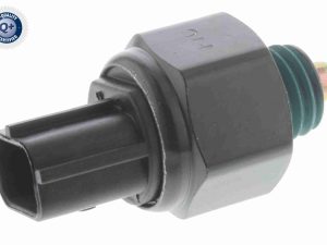 Comutator lampa marsalier KIA XCEED (CD) 1.6 CRDi 136 diesel 136 cai VEMO V52-73-0014