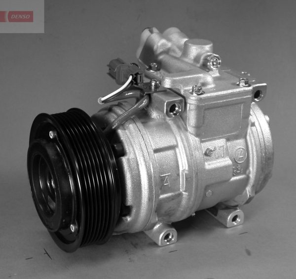 Compresor climatizare LAND ROVER DEFENDER Cabrio (L316) 2.5 Td5 4x4 (L316) diesel 122 cai DENSO DCP14006