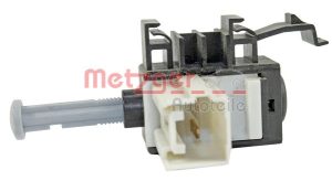 Comutator actionare ambreiaj (Tempomat) MAZDA 5 (CW) 2.0 (CWEFW) benzina 150 cai METZGER 0911130