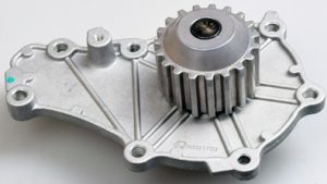 Pompa de apa MAZDA 3 limuzina (BK) 1.6 (BK12) benzina 105 cai DENCKERMANN A310892P