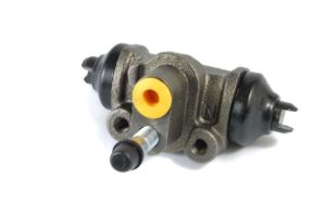 Cilindru receptor frana MAZDA 323 S V (BA) 1.5 16V (BA11) benzina 88 cai ABE C53015ABE
