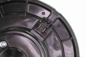 Pompa de apa spalare parbriz MAZDA 121 III (JASM, JBSM) 1.25 benzina 75 cai VEMO V25-08-0001