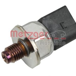 Senzor presiune combustibil MERCEDES-BENZ A-CLASS (W176) A 180 CDI (176.000) diesel 109 cai METZGER 0906384