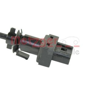 Comutator actionare ambreiaj (Tempomat) MERCEDES-BENZ A-CLASS (W168) A 160 CDI (168.007) diesel 60 cai METZGER 0911124