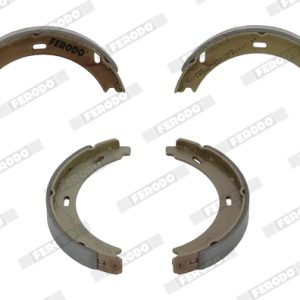 Set saboti frana frana de mana MERCEDES-BENZ A-CLASS (W169) A 200 CDI (169.308, 169.008) diesel 136 cai FERODO FSB196
