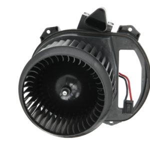 Ventilator habitaclu MERCEDES-BENZ A-CLASS (W176) A 180 CDI / d (176.012) diesel 109 cai VALEO 884585