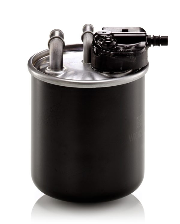 Filtru combustibil MERCEDES-BENZ A-CLASS (W176) A 200 CDI / d (176.008) diesel 136 cai MANN-FILTER WK 820/15