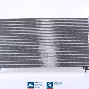 Condensator climatizare MITSUBISHI CARISMA (DA_) 1.6 (DA1A) benzina 99 cai NISSENS 94433