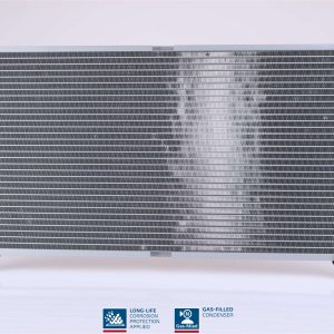 Condensator climatizare MITSUBISHI GALANT VIII combi (EA_, EC_) 2.4 GDI (EA3W) benzina 150 cai NISSENS 94702