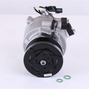 Compresor climatizare MITSUBISHI LANCER VIII (CY_A, CZ_A) 2.0 i 4WD (CZ4A) benzina 154 cai NISSENS 890666