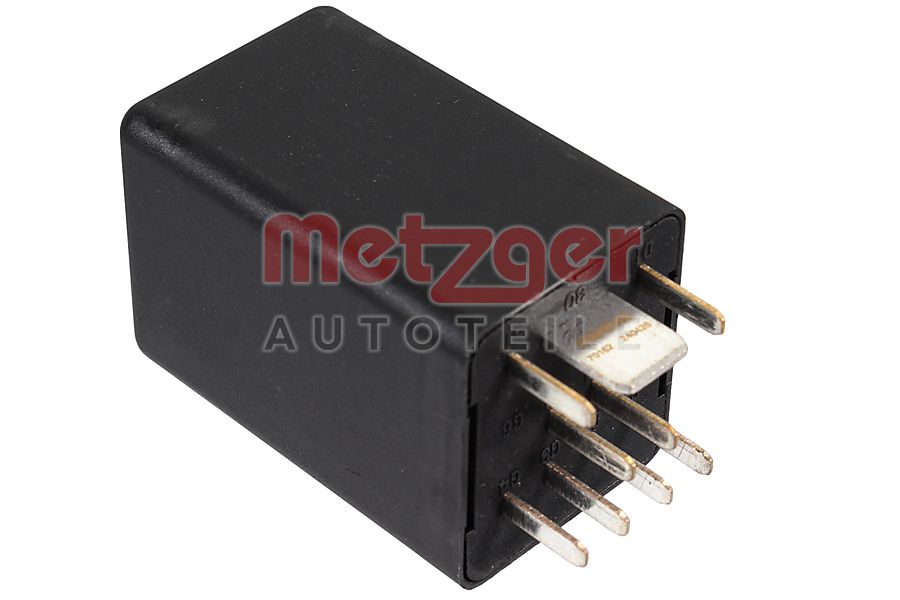 Releu instalatia de comanda bujii incandescente MITSUBISHI OUTLANDER II (CW_W) 2.0 DI-D (CW8W) diesel 140 cai METZGER 0884048