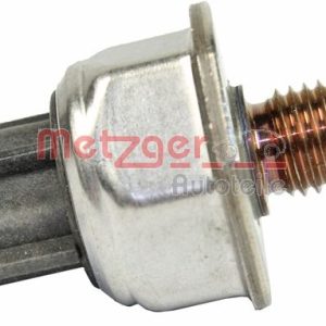 Senzor presiune combustibil MITSUBISHI L200 / TRITON (KA_T, KB_T) 2.5 DI-D 4WD (KB4T) diesel 167 cai METZGER 0906211
