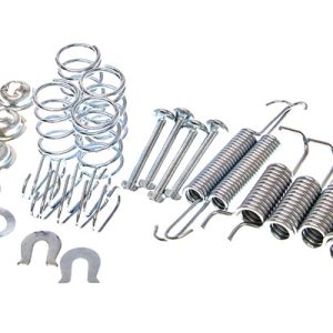 Set accesorii saboti frana parcare MITSUBISHI GALANT IX limuzina (DJ_, ED_, EF_) 2.4 benzina 158 cai MAXGEAR 27-2297