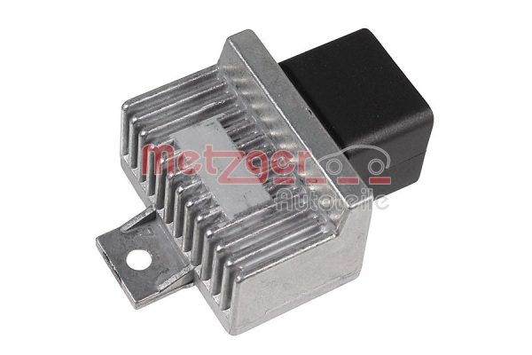 Releu instalatia de comanda bujii incandescente OPEL VIVARO A platou / sasiu (X83) 1.9 Di diesel 82 cai METZGER 0884044