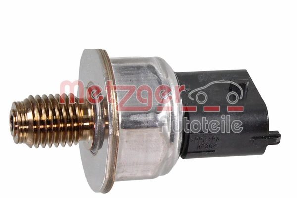Senzor presiune combustibil OPEL MOKKA / MOKKA X (J13) 1.7 CDTI 4x4 (_76) diesel 131 cai METZGER 0906461