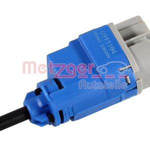 Comutator actionare ambreiaj (Tempomat) OPEL VIVARO B bus (X82) 1.6 CDTI (06) diesel 145 cai METZGER 0911164