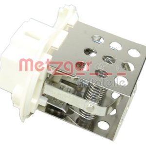 Rezistor ventilator habitaclu OPEL MOVANO A platou / sasiu (X70) 2.5 DTI (ED, HD, UD0, UD4) diesel 115 cai METZGER 0917073