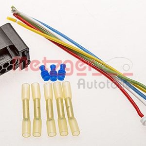 Set reparatie set cabluri OPEL MOVANO A bus (X70) 2.5 CDTI (JD) diesel 101 cai METZGER 2323010