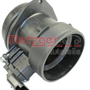 Senzor debit aer PEUGEOT EXPERT TEPEE (VF3X_) 2.0 HDi 130 4x4 diesel 128 cai METZGER 0890388
