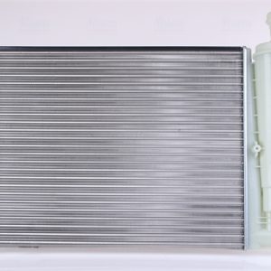 Radiator racire motor PEUGEOT EXPERT caroserie (222) 2.0 benzina 136 cai NISSENS 61396