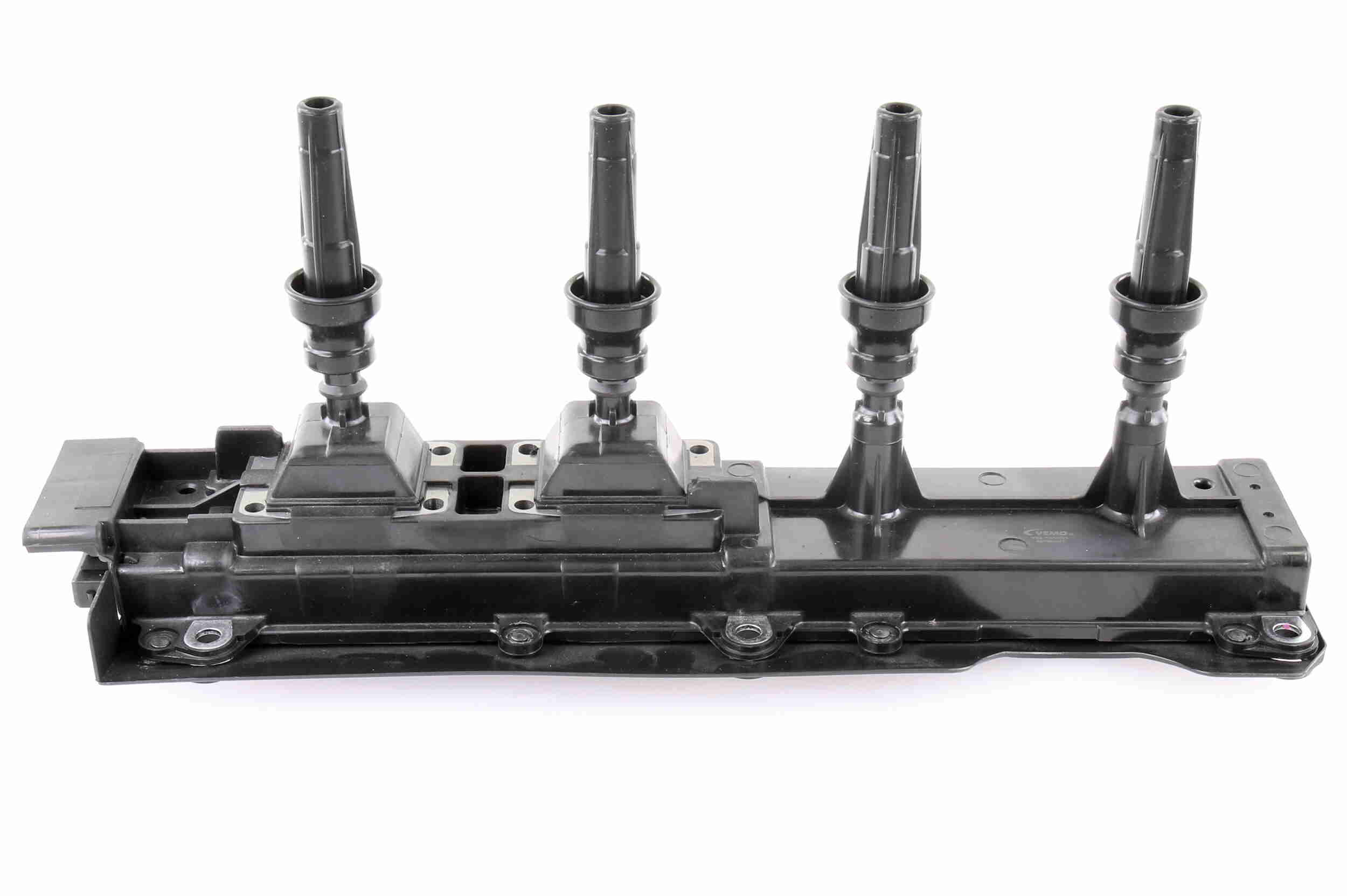 Bobina de inductie PEUGEOT EXPERT (224_) 2.0 benzina 136 cai VEMO V22-70-0003