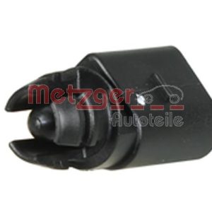 Senzor temperatura exterioara SKODA YETI (5L) 2.0 TDI 4x4 diesel 140 cai METZGER 0905451