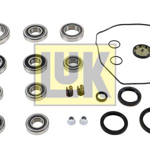 Set reparatie transmisie manuala SKODA ROOMSTER (5J7) 1.2 TSI benzina 105 cai LUK 462 0057 10