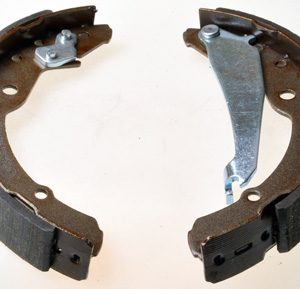 Set saboti frana SKODA ROOMSTER (5J7) 1.2 benzina 64 cai DENCKERMANN B120053