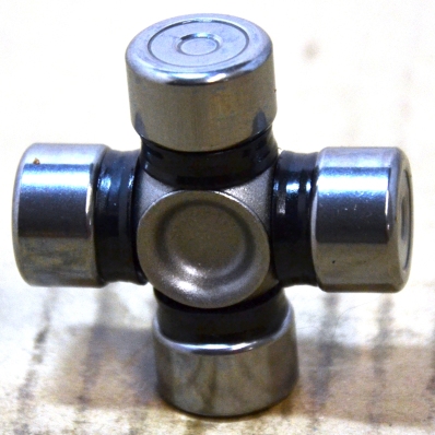 Articulatie coloana de directie TOYOTA COROLLA Verso (ZER_, ZZE12_, R1_) 1.6 (ZNR10_, ZNR10R) benzina 110 cai LOBRO U 126