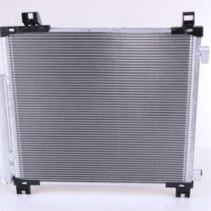 Condensator climatizare TOYOTA IQ (_J1_) 1.4 D-4D (NUJ10_, NUJ10R) diesel 90 cai NISSENS 940136